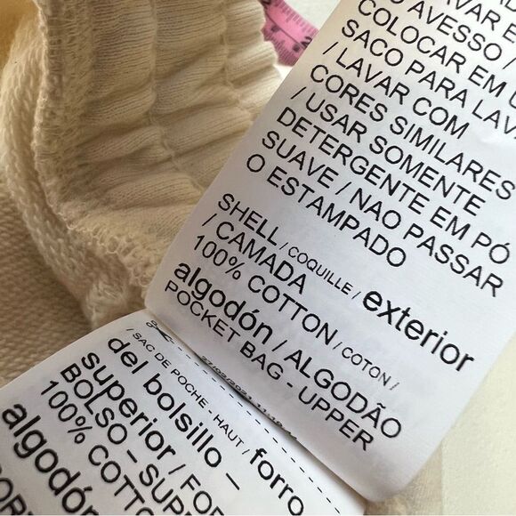 Animal Crossing x Puma Shorts - Picture 7 of 14